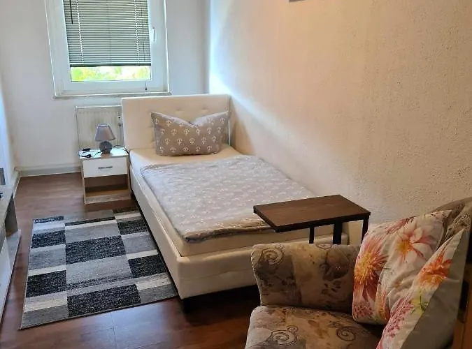 Kleine Wohnung Fuer Monteure Und Dienstreisen