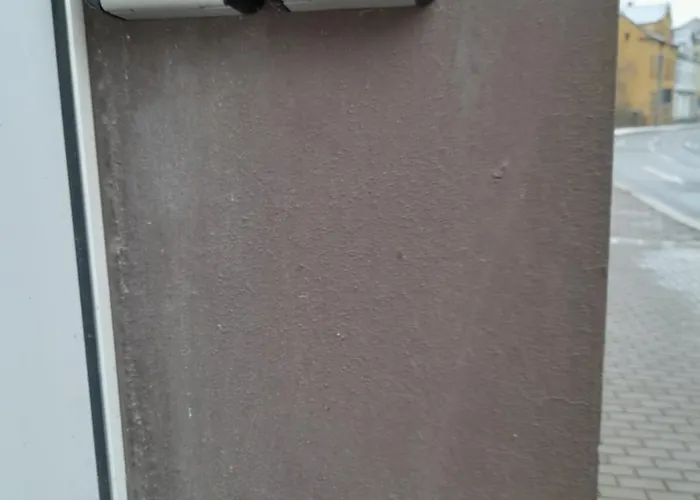 Kleine Wohnung Fuer Monteure Und Dienstreisen