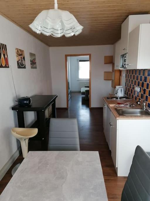 Apartment Kleine Fuer Monteure Und Dienstreisen